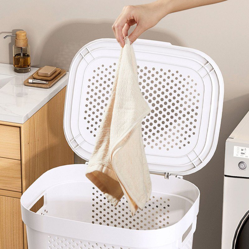 Panier linge à roulettes
