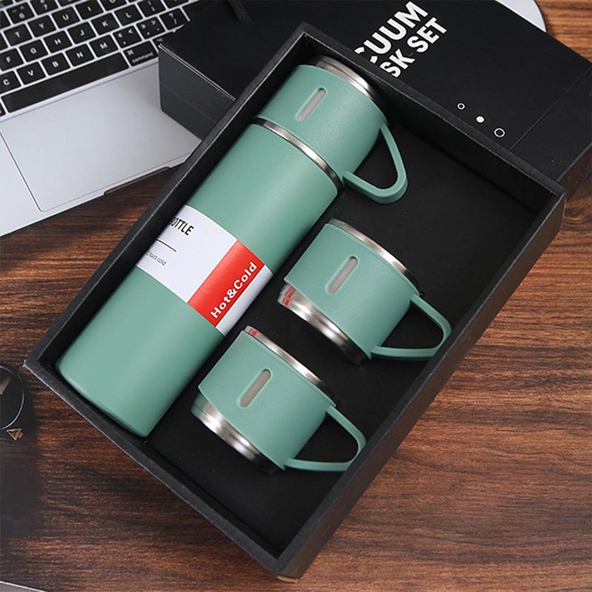 Thermos et tasses