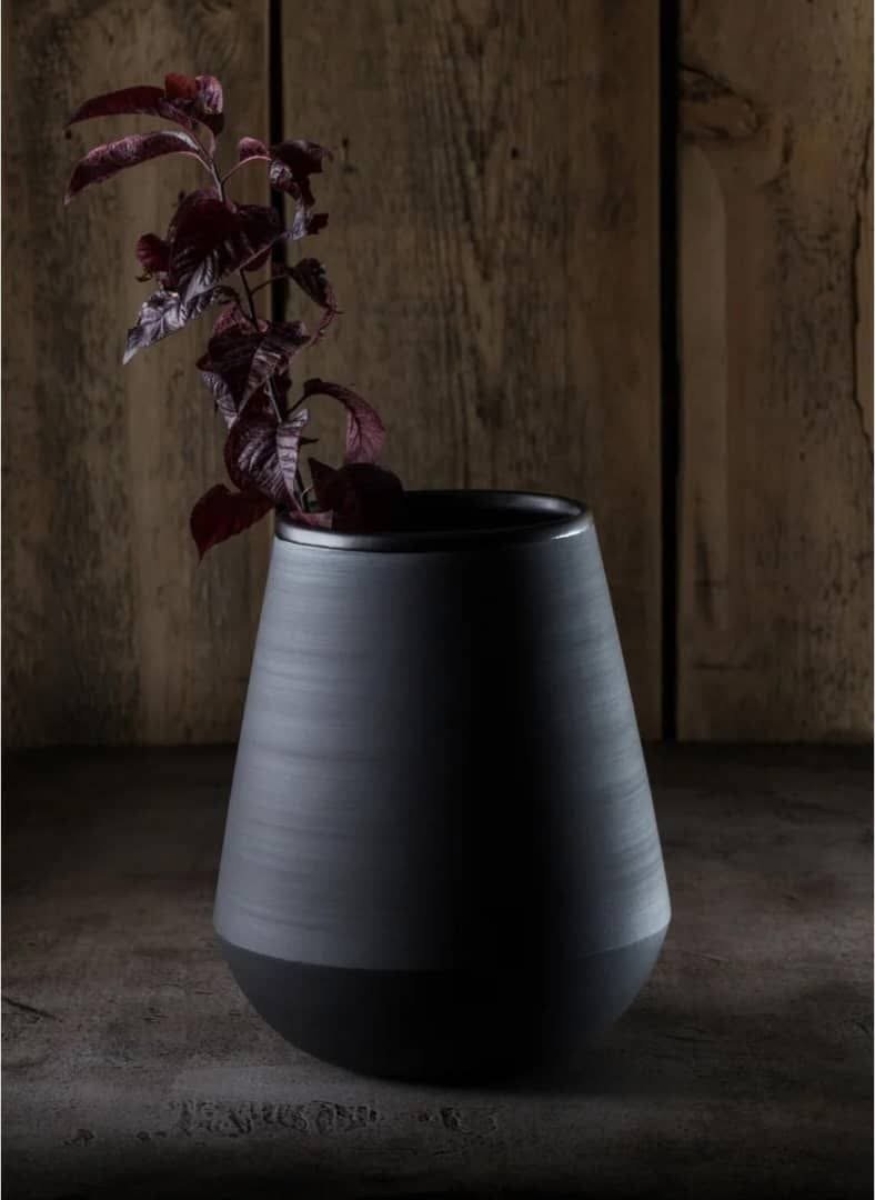 Cache pot-10