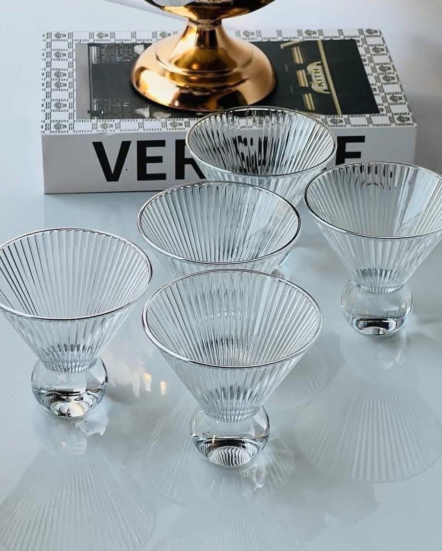 Verre à cocktail / tasse