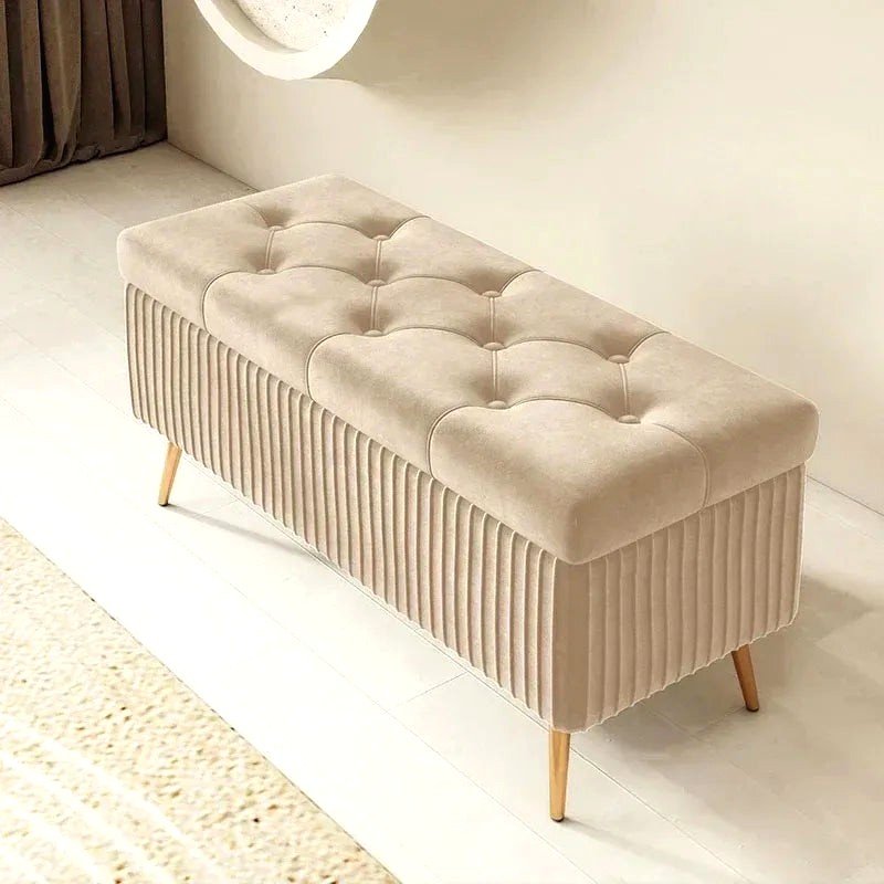Bout de lit/ pouf à coffre