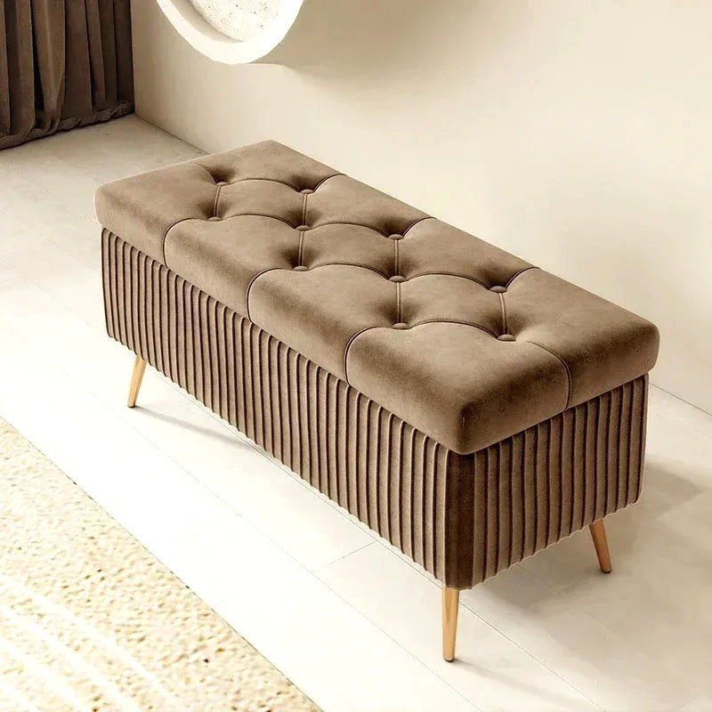 Bout de lit/ pouf à coffre