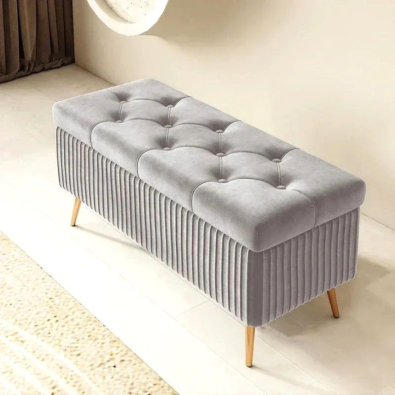 Bout de lit/ pouf à coffre