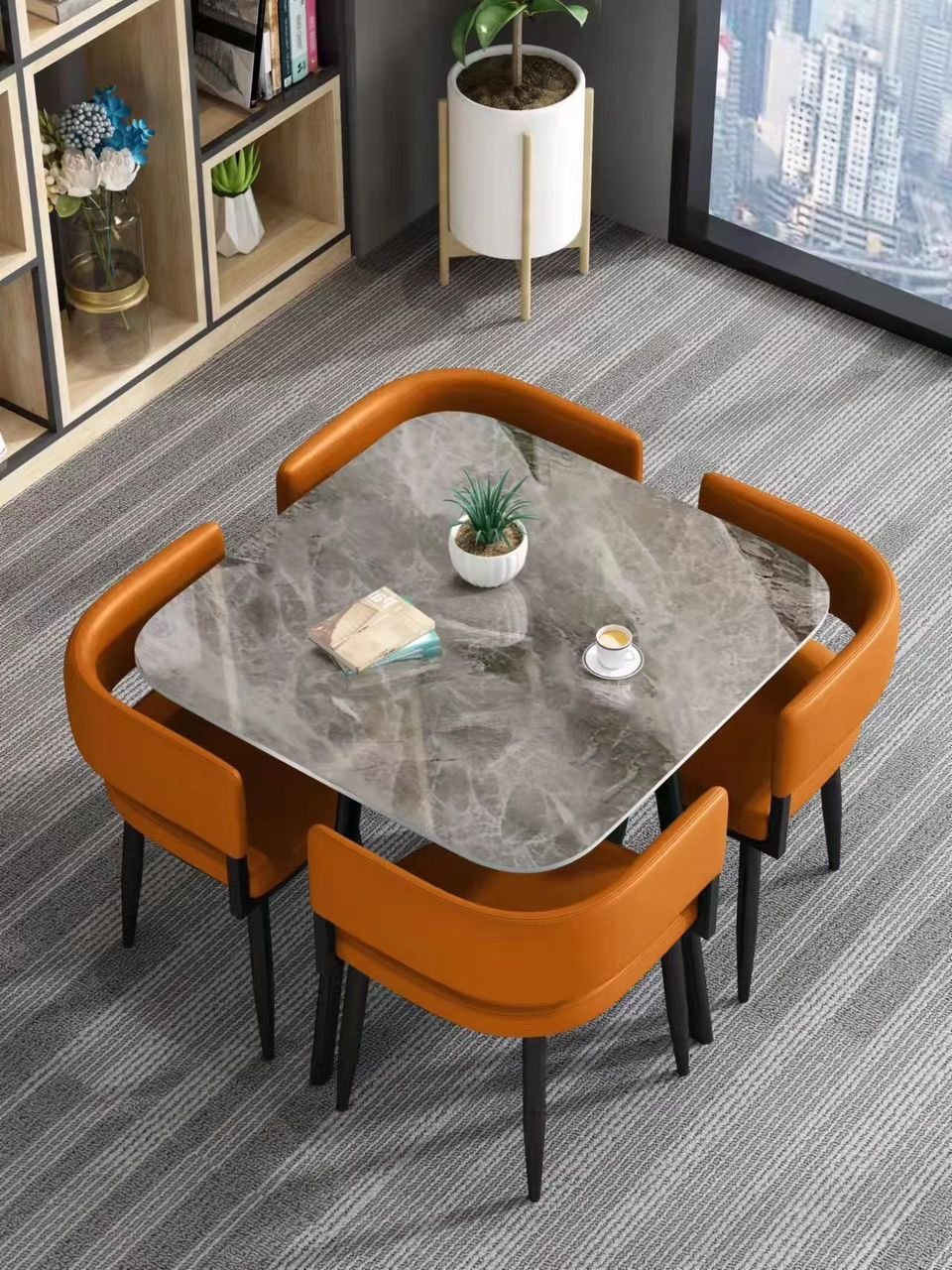 Table Carrée + 4 Fauteuils Encastrables